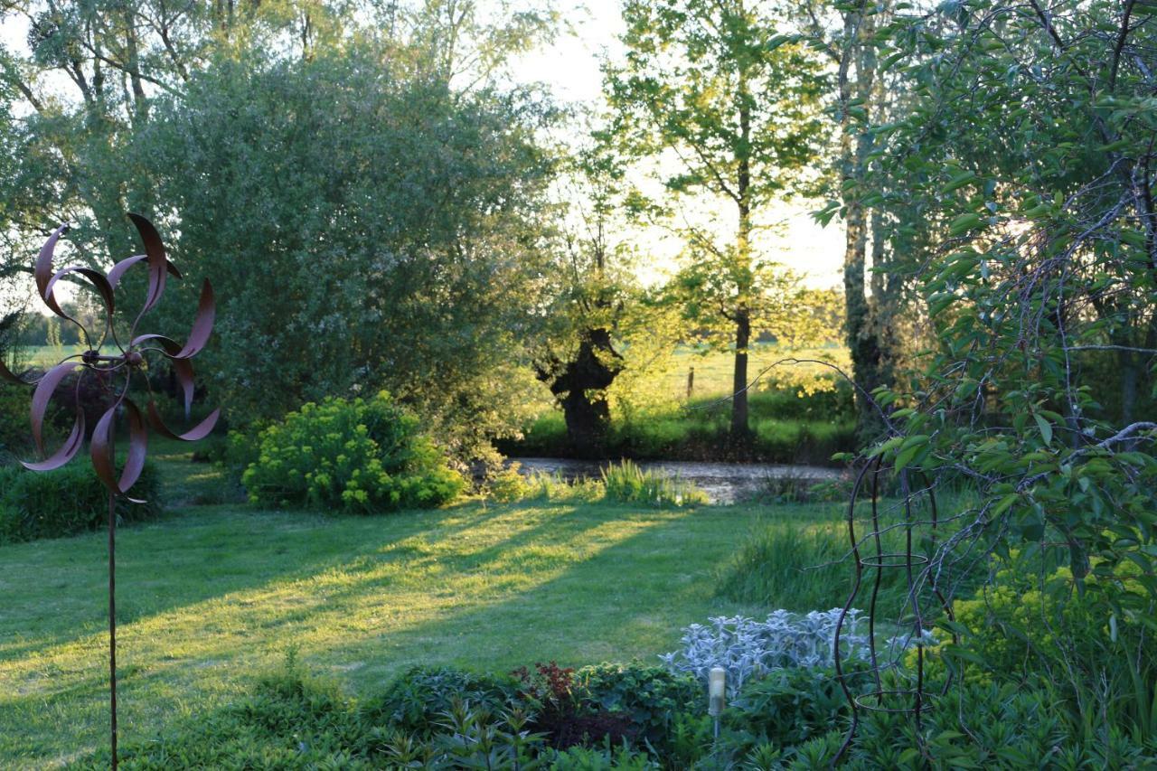 Le Bourgis Bed and Breakfast La Chapelle-Montligeon Εξωτερικό φωτογραφία