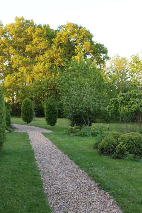 Le Bourgis Bed and Breakfast La Chapelle-Montligeon Εξωτερικό φωτογραφία