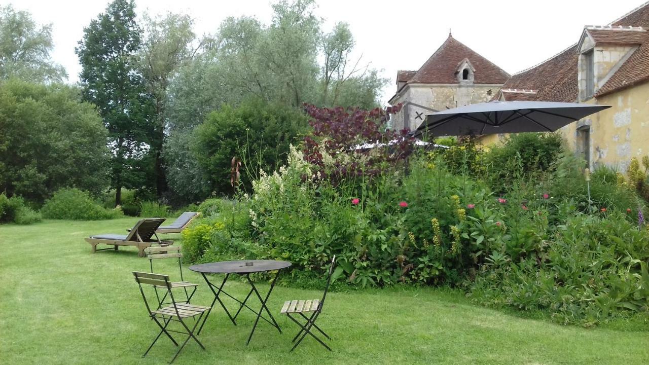 Le Bourgis Bed and Breakfast La Chapelle-Montligeon Εξωτερικό φωτογραφία